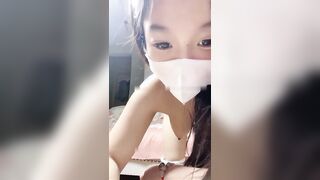 学妹带着女神闺蜜下海D杯小白闺蜜真漂亮自慰秀